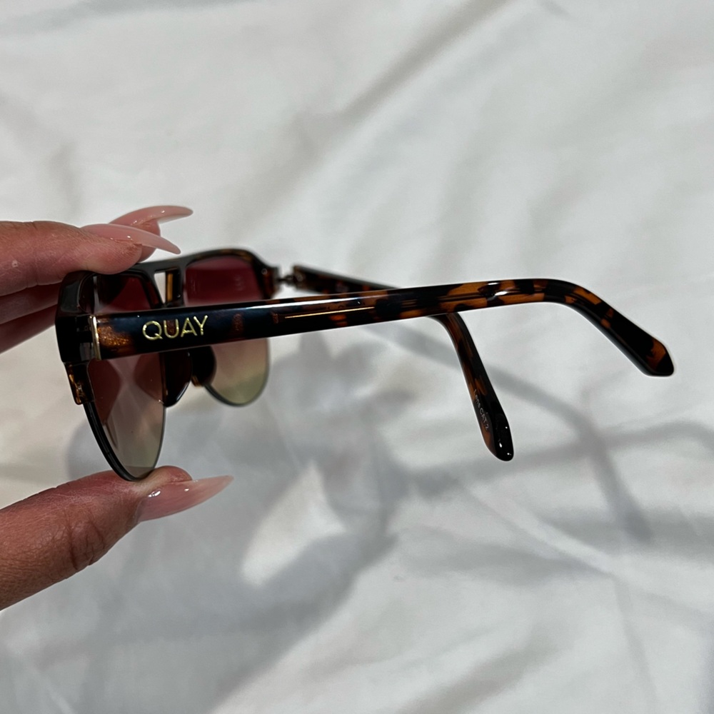 Quay sunglasses - Picture 3 of 3